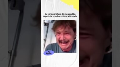 Já deram uma olhadinha na fatura do cartão esse mês? #shorts #meme #humor #mepoupe